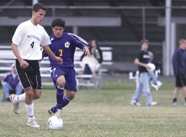 Musc Bett soccer